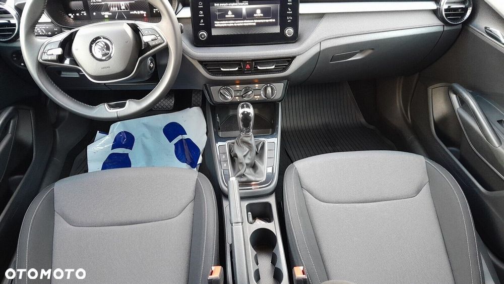 Skoda Fabia 1.0 TSI Selection DSG - 19