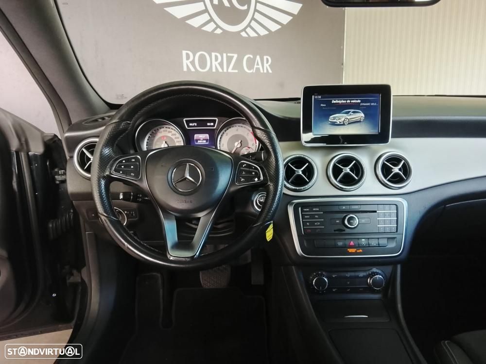Mercedes-Benz CLA 200 - 23