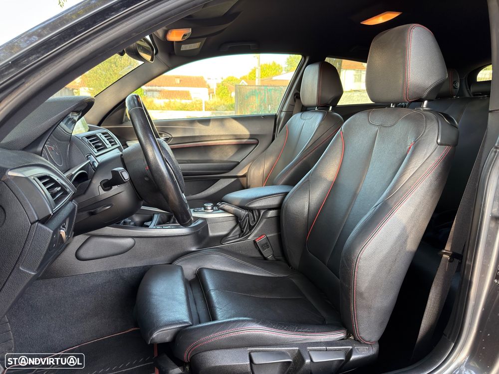 BMW 116 d EDynamics Line Sport — fotografia 12
