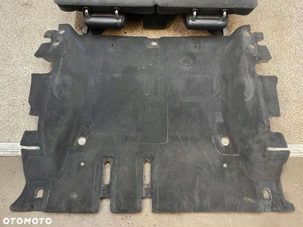 Kanapa trzeci 3 III rzad foteli pasy dywan skora czarna BMW X5 E70 7 osob - 9