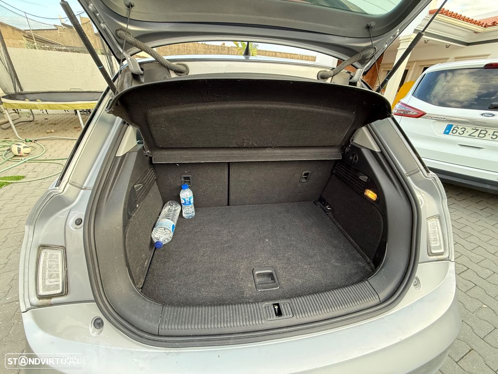 Audi A1 Sportback 1.6 TDI S-line - 7