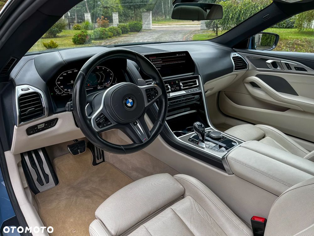 BMW Seria 8 M850i xDrive - 12