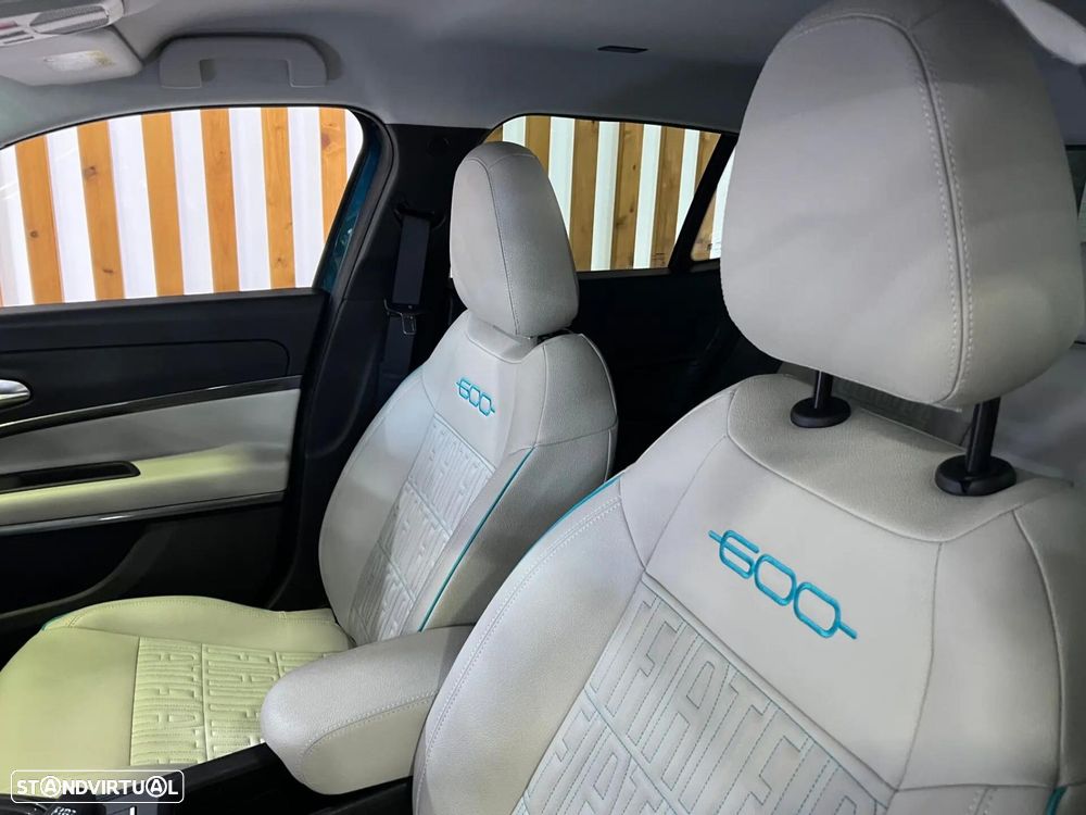 Fiat 600e 54 kWh La Prima - 17