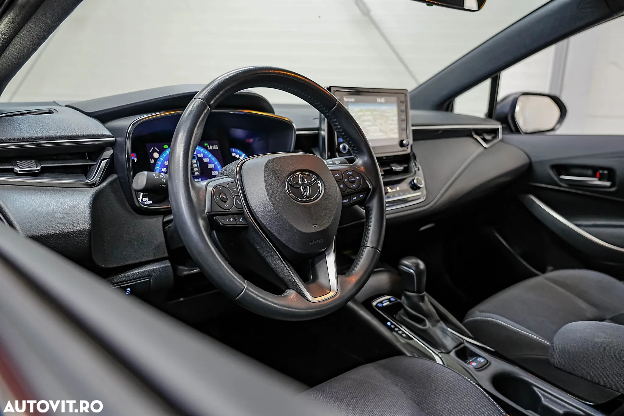 Toyota Corolla - 8