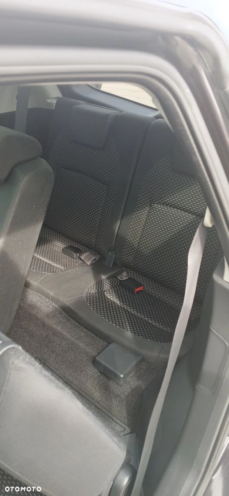 Nissan Qashqai+2 2.0 tekna - 11