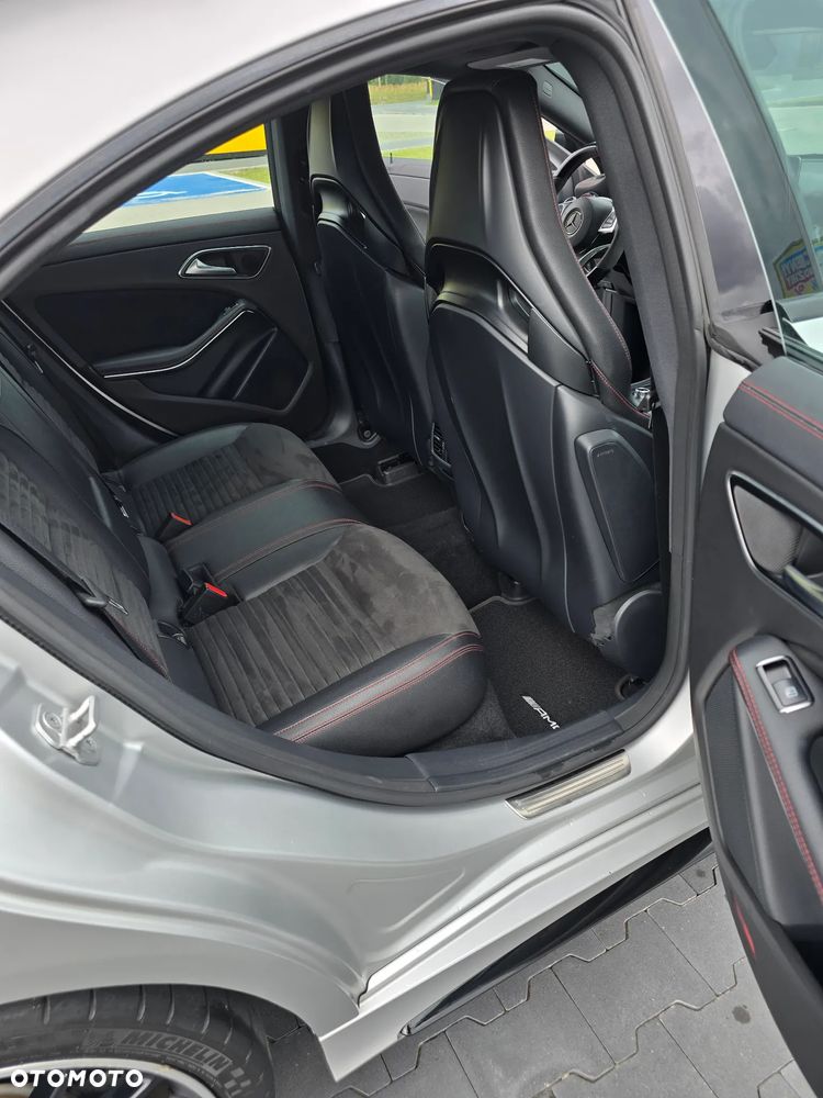 Mercedes-Benz CLA AMG 45 4-Matic - 8