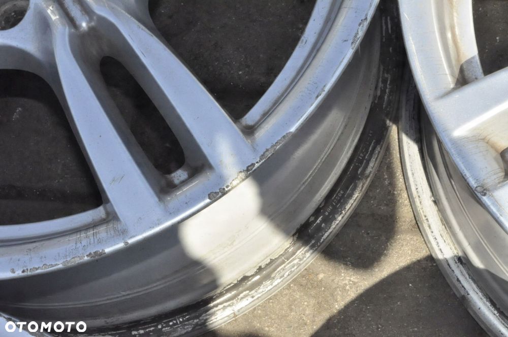 F30 F32 F34 F36 FELGI ALUMINIOWE 18 5X120 M-PAKIET 8 I 8,5 - 4