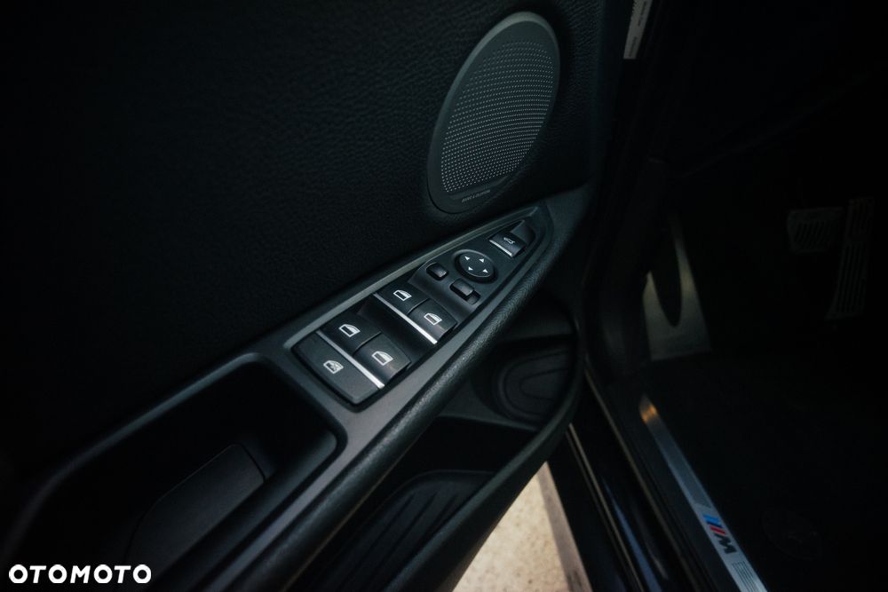 BMW X5 xDrive35i - 15