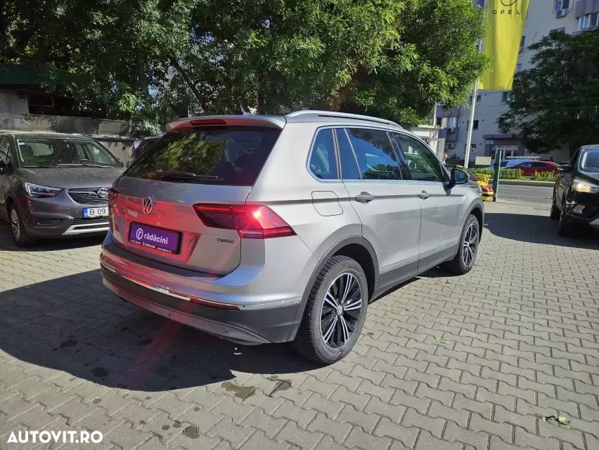 Volkswagen Tiguan 2.0 TDI 4Mot DSG Highline - 13