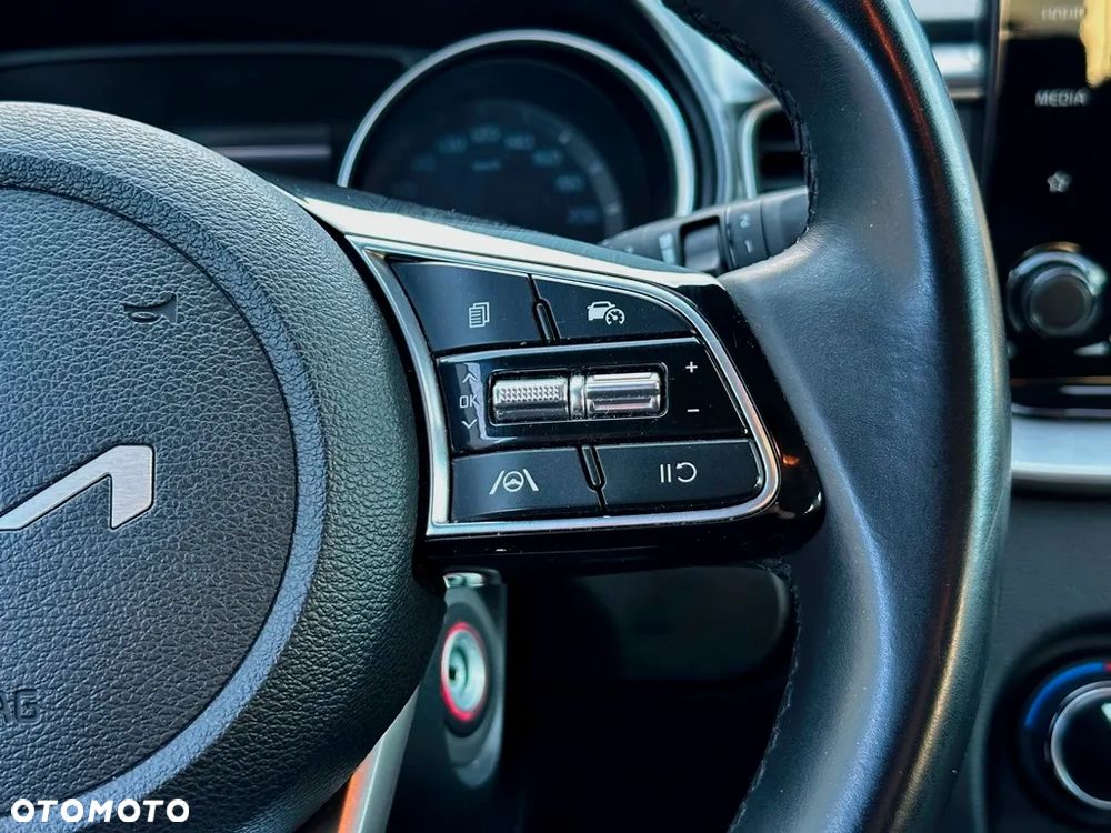 Kia Ceed 1.5 T-GDI M - 16