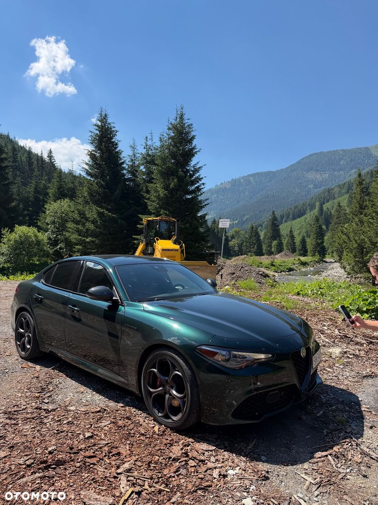 Alfa Romeo Giulia 2.0 Turbo Veloce Q4 - 14