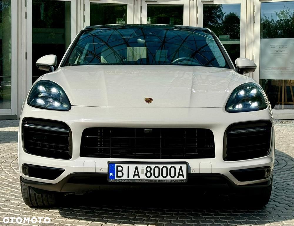 Porsche Cayenne Turbo - 2