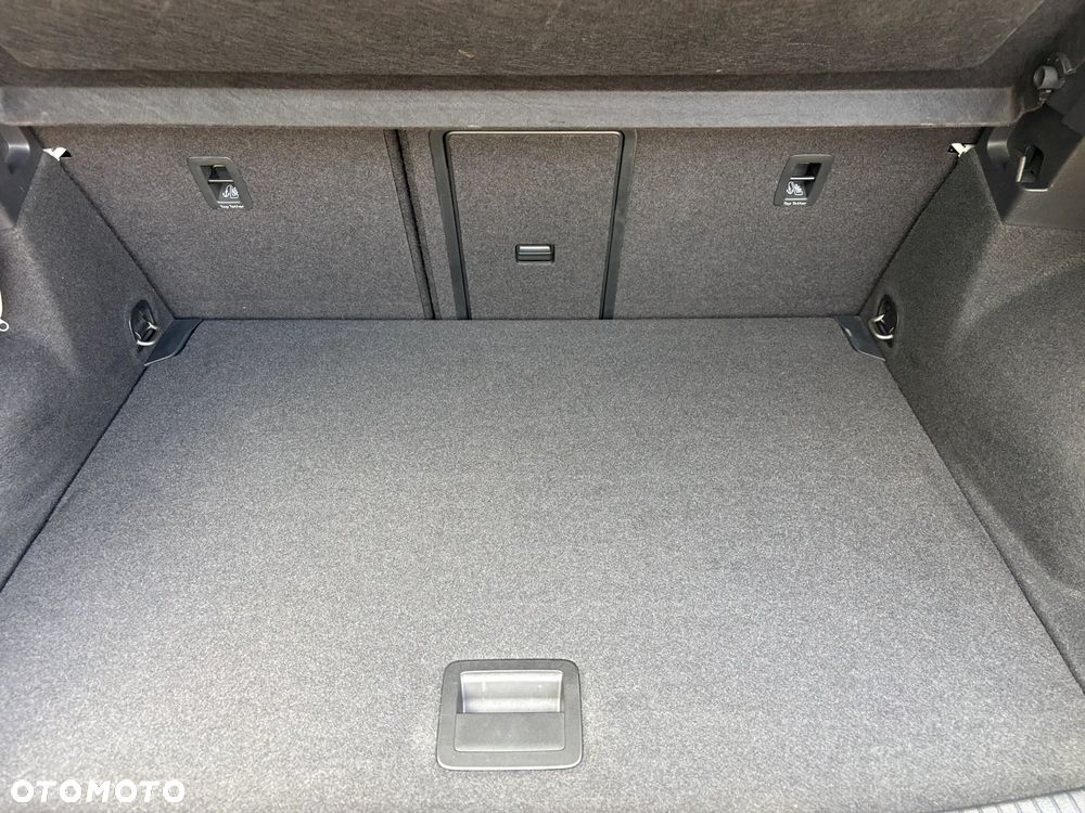 Volkswagen T-Roc 1.5 TSI ACT Premium - 20