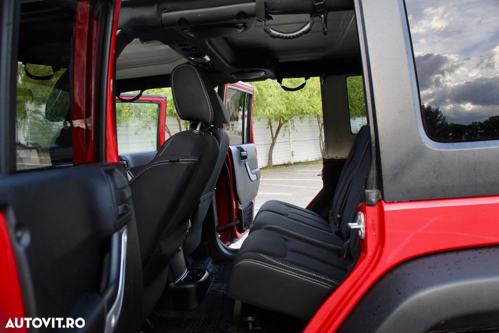 Jeep Wrangler 2.8 CRD AT Rubicon - 17