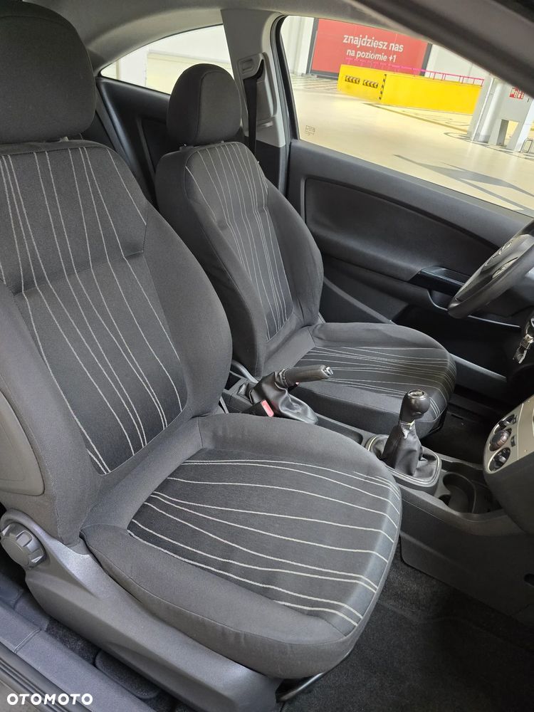 Opel Corsa 1.2 16V Enjoy - 20