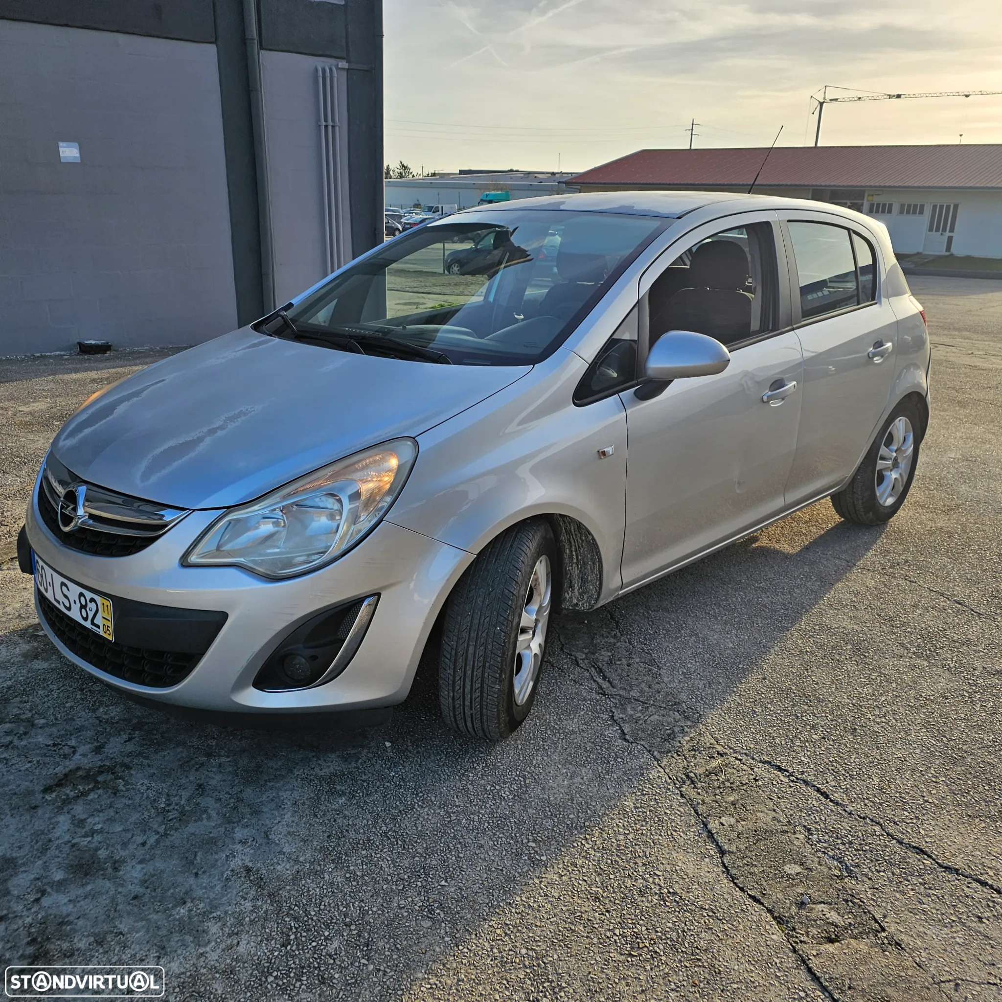 Opel Corsa 1.3 CDTi Enjoy - 24