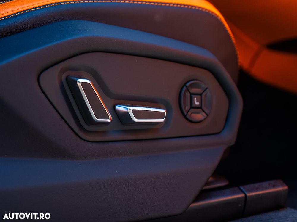 Lamborghini URUS - 34