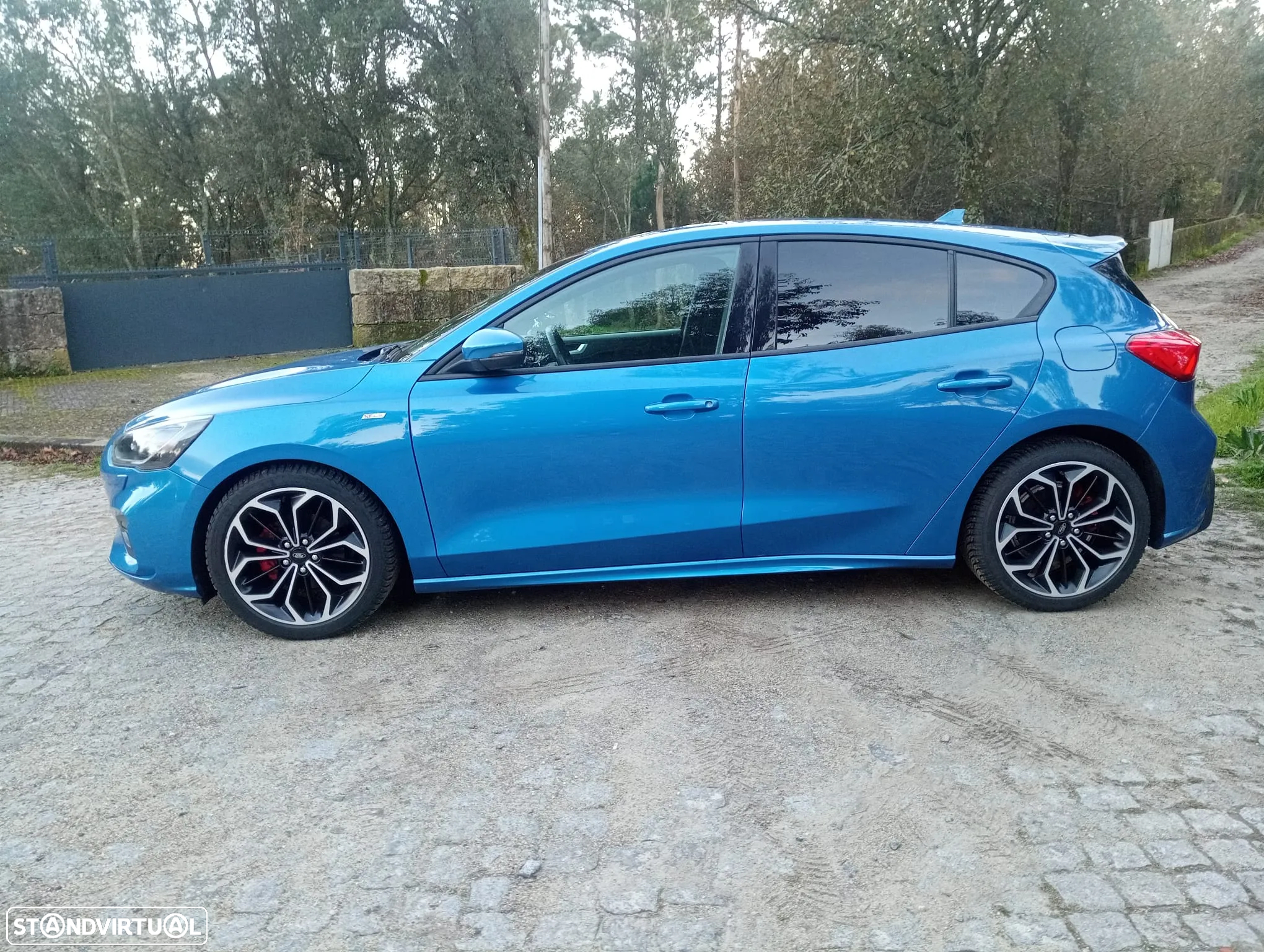 Ford Focus 1.0 EcoBoost MHEV ST-Line - 2