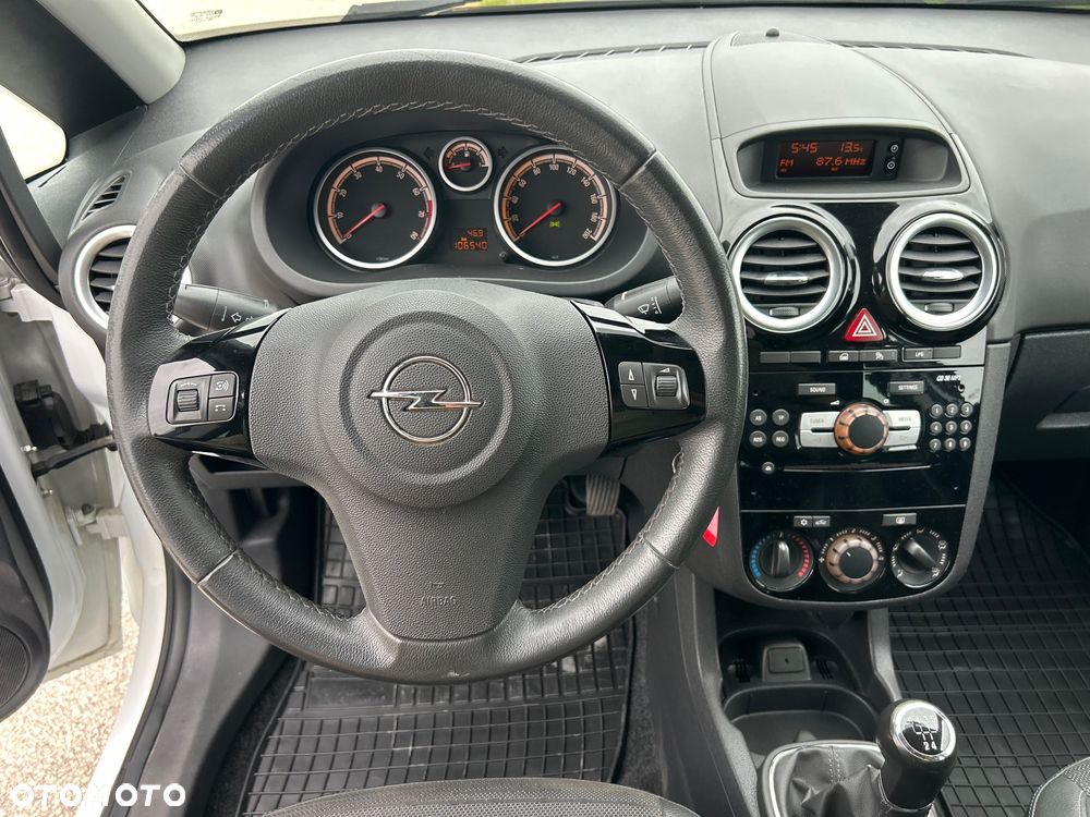 Opel Corsa 1.2 16V Essentia - 19