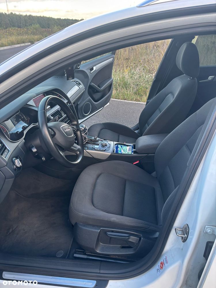 Audi A4 Avant - 11