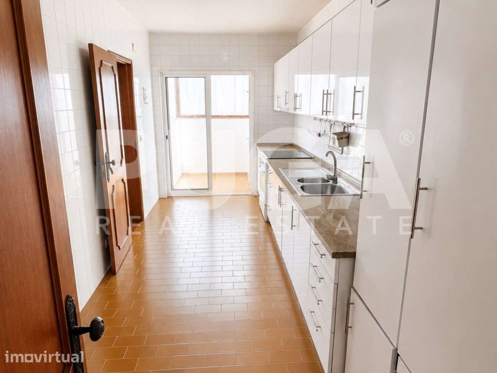 Apartamento T3 no Centro de Espinho | Vista Mar e Garagem Box - Grande imagem: 5/17