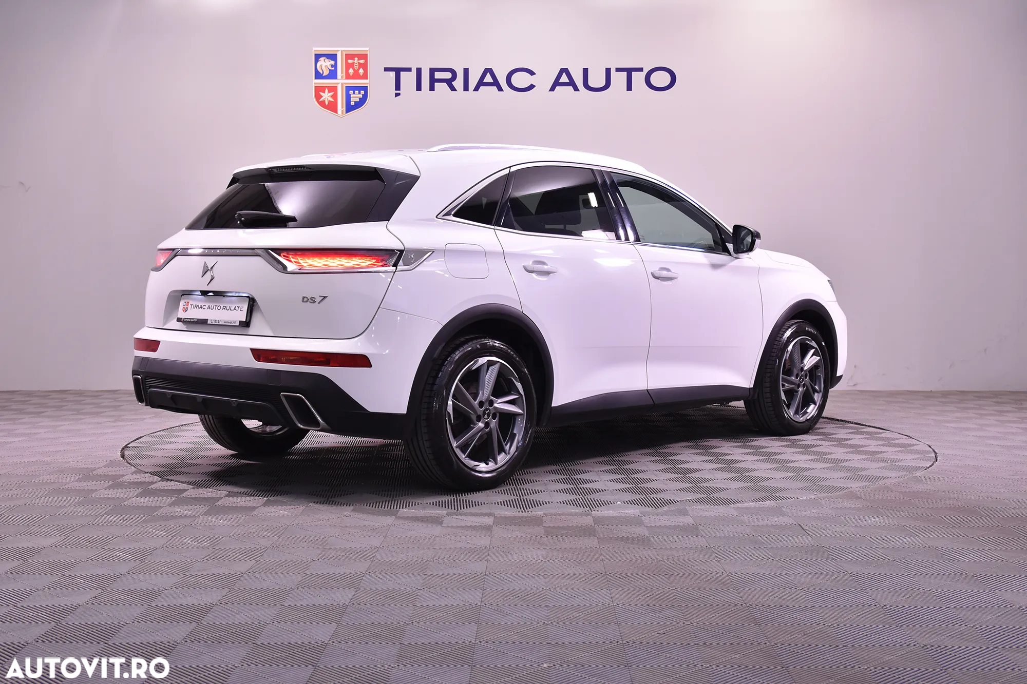 DS Automobiles DS 7 Crossback - 5