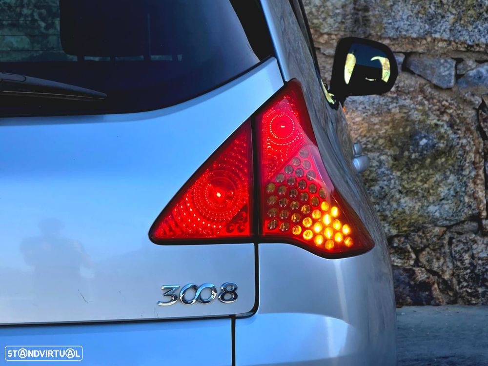 Peugeot 3008 1.6 HDi Premium JLL17 - 40
