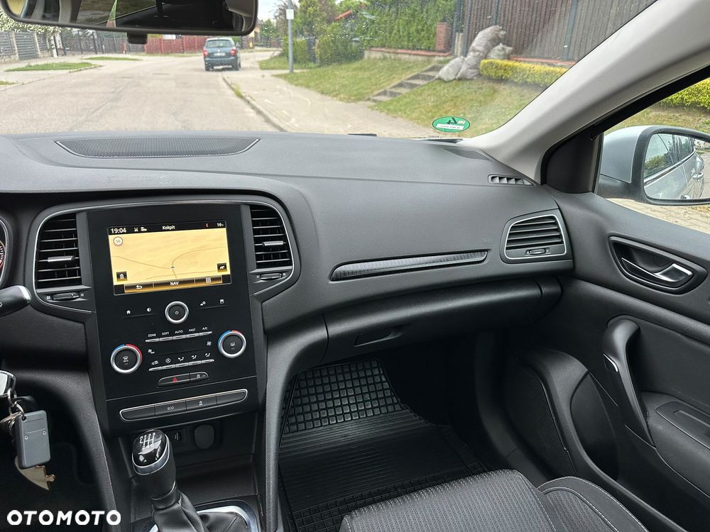 Renault Megane ENERGY TCe 100 LIFE - 14