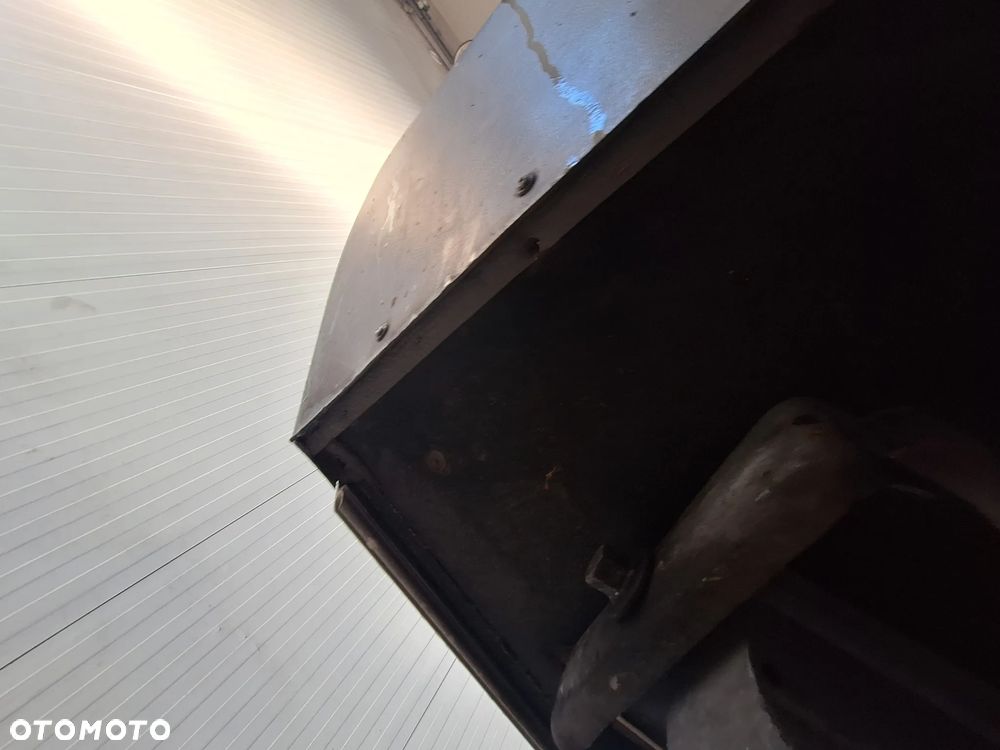 Kip 400 - 28