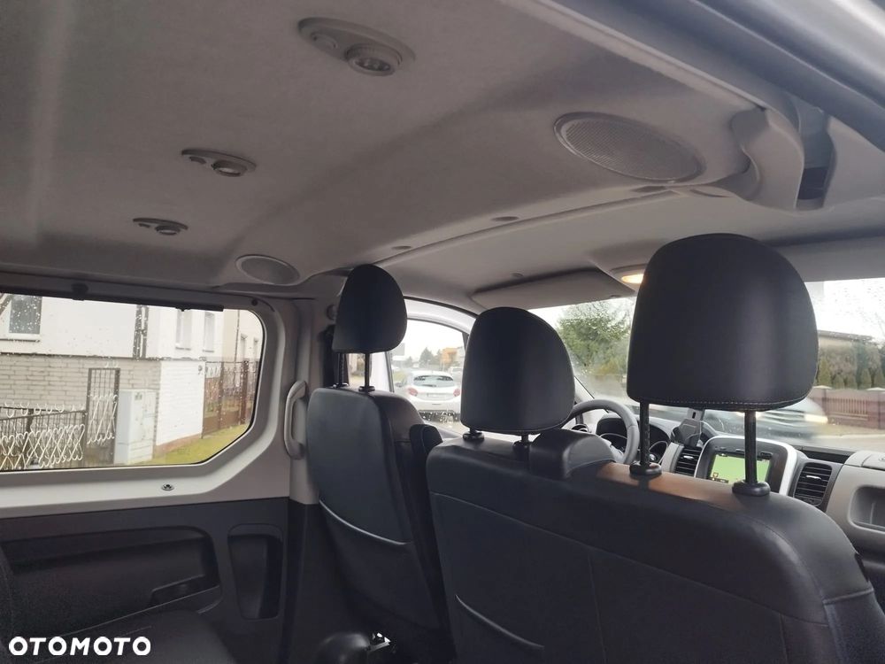 Renault Trafic - 16