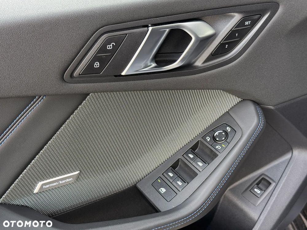 BMW Seria 1 120d - 26