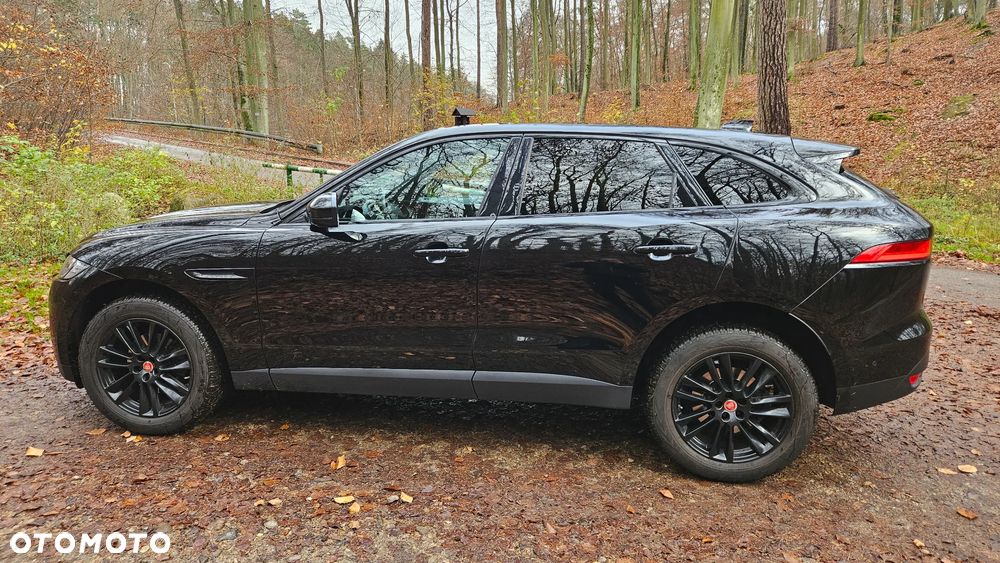 Jaguar F-Pace 2.0 i4D RWD Pure - 12