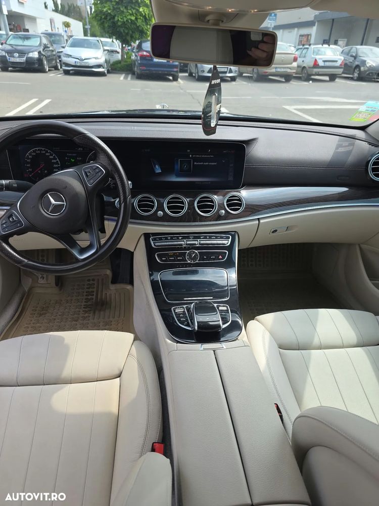 Mercedes-Benz E - 2