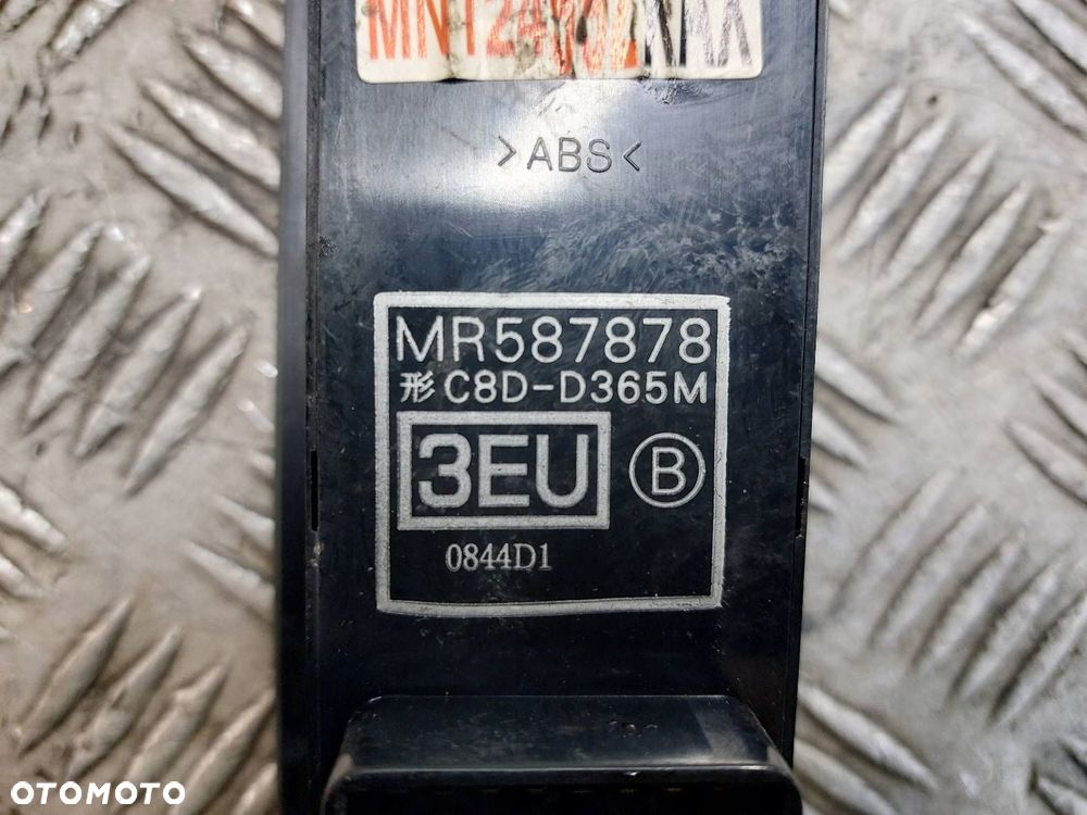 PRZEŁĄCZNIK PANEL SZYB LEWY PRZÓD MITSUBISHI LANCER VII MR587878 - 4