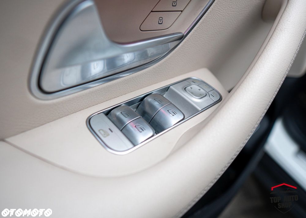 Mercedes-Benz GLE - 27