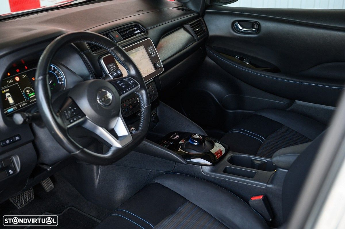 Nissan Leaf Acenta - 22