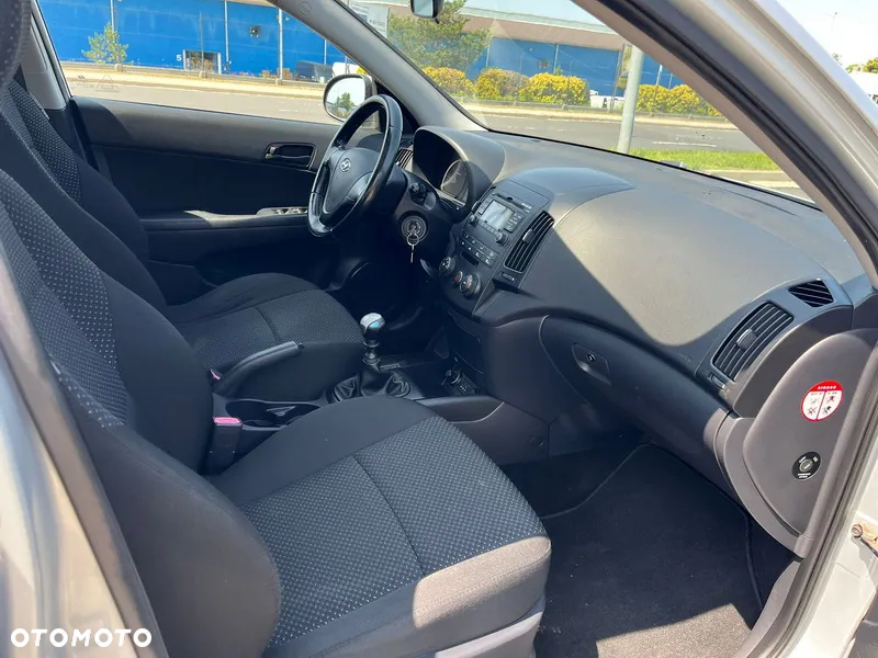 Hyundai i30 1.4 Comfort - 6