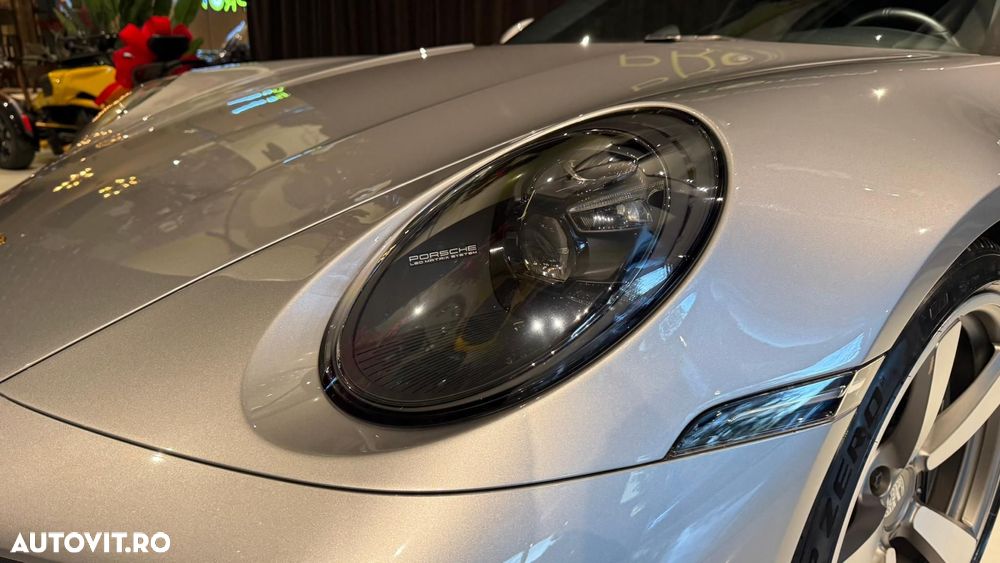 Porsche 911-TURBO-S - 13