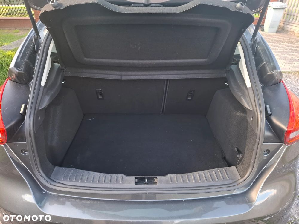 Ford Focus 1.5 EcoBlue Start-Stopp-System TITANIUM - 21