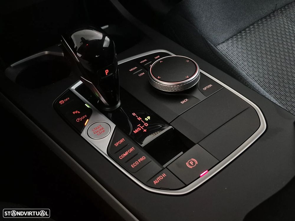BMW 216 Gran Coupé d Advantage - 26