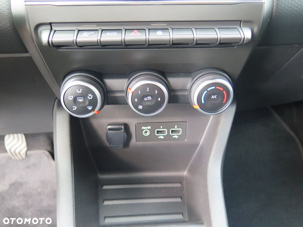Renault Clio - 20