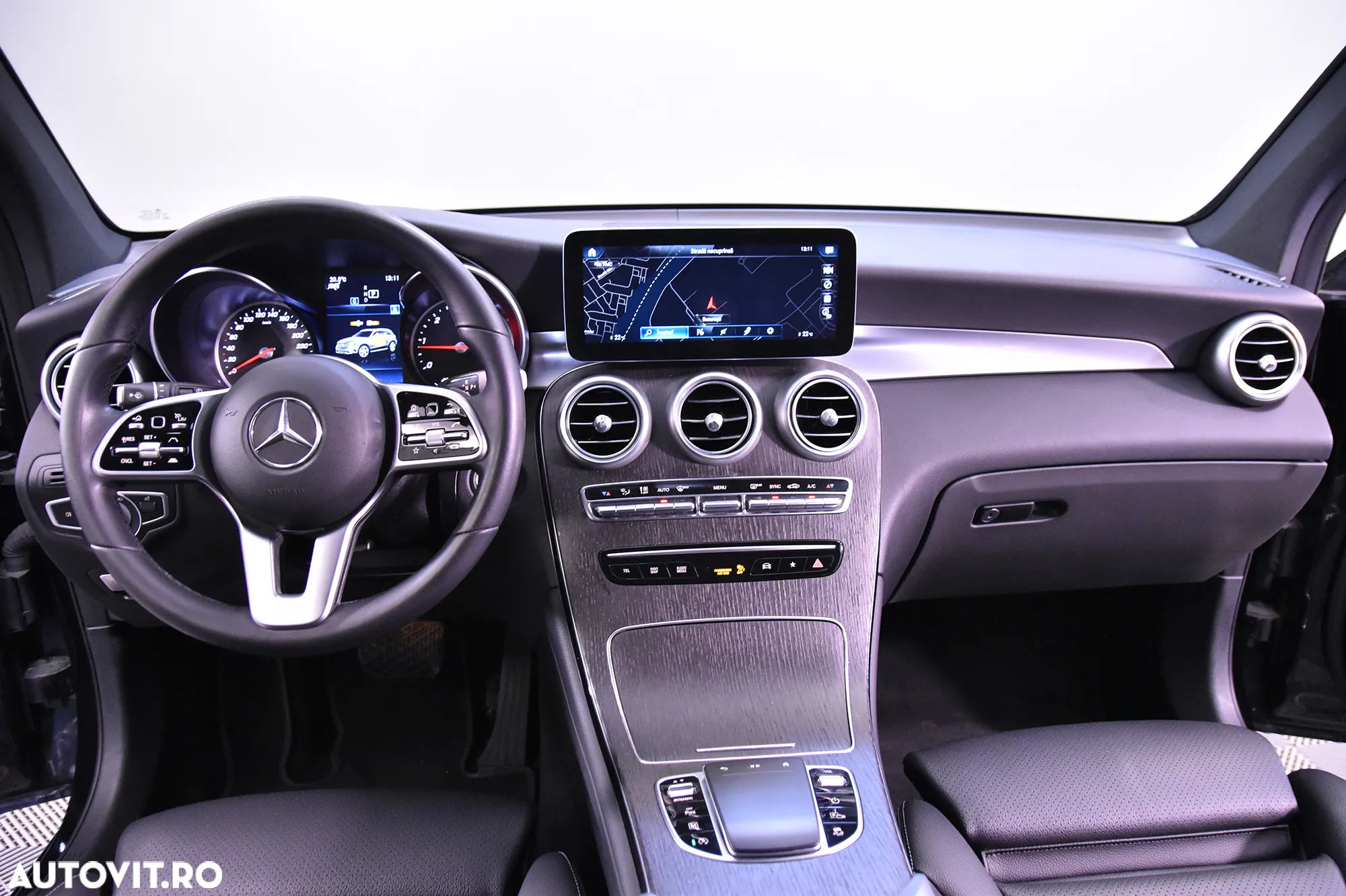 Mercedes-Benz GLC 220 d 4MATIC - 9