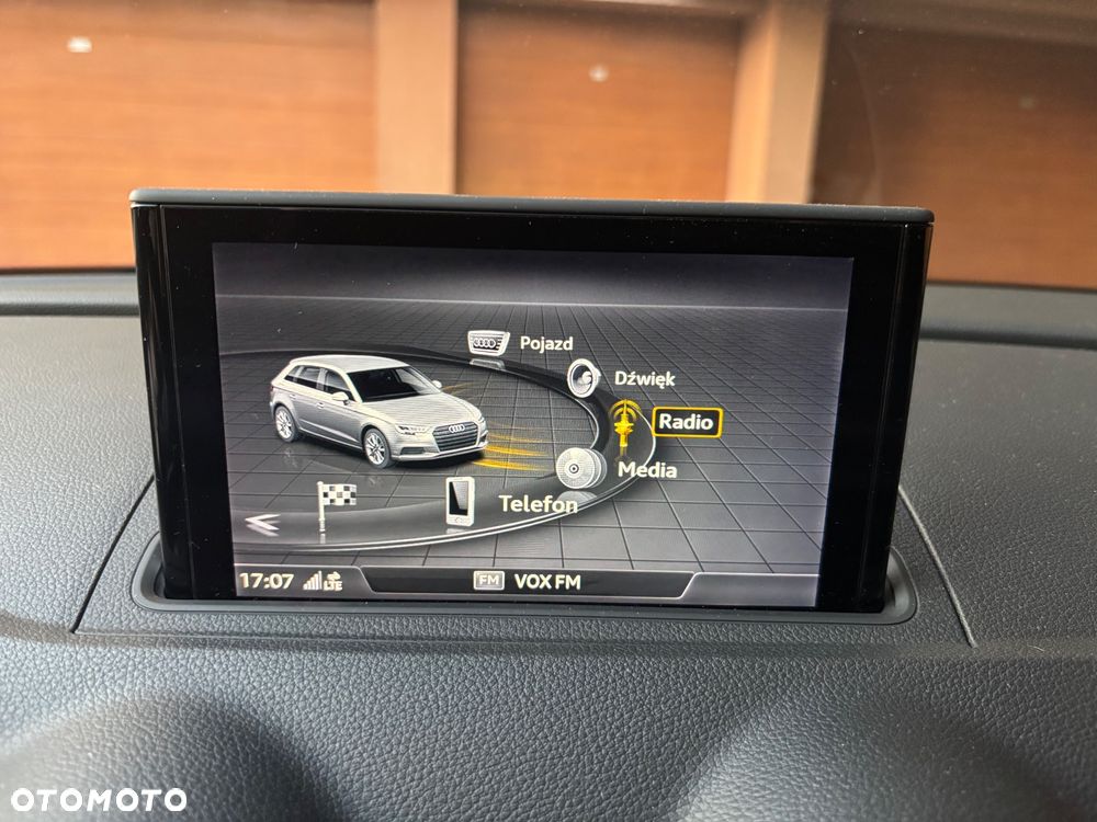 Audi A3 Sportback 1.4 TFSI e-tron S line Sportpaket - 22