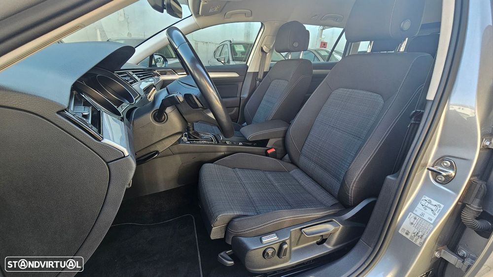 VW Passat Variant 2.0 TDi Business DSG - 9