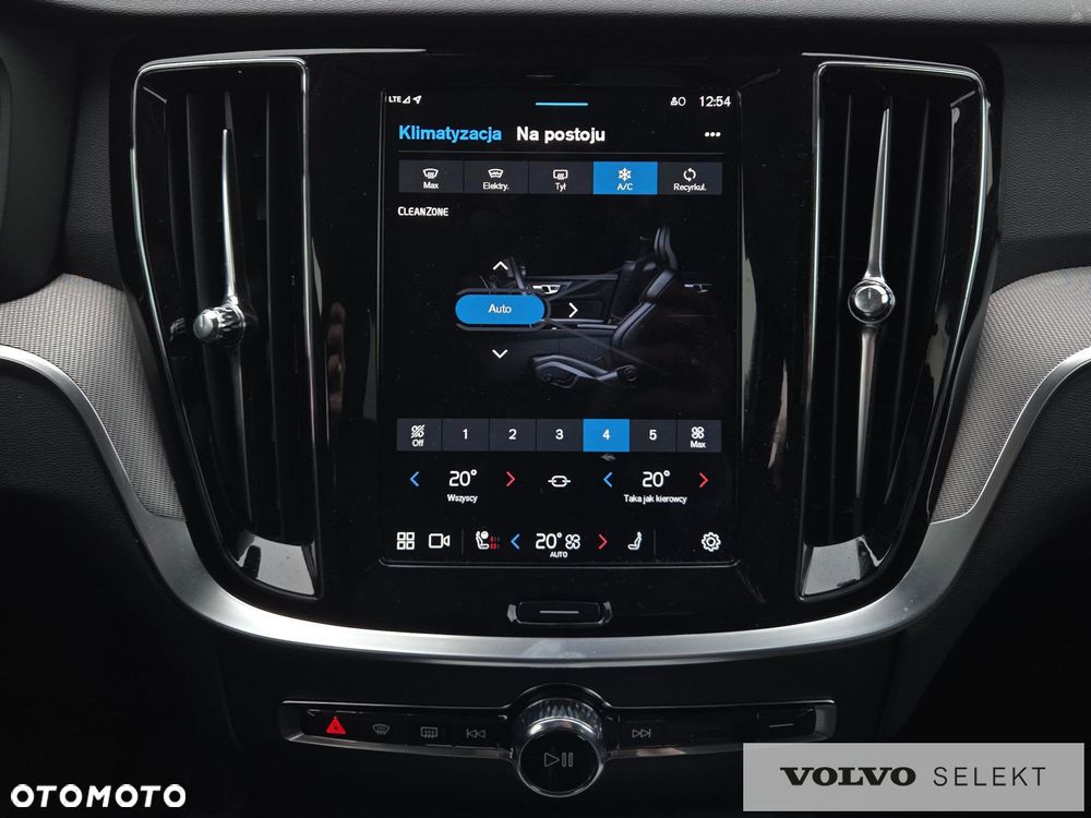 Volvo V60 B4 B Plus Dark - 19