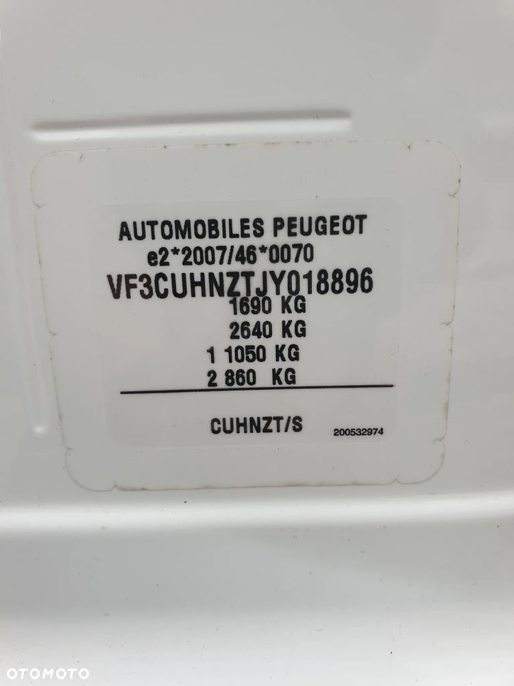 Peugeot 2008 PureTech 110 Stop&Start EAT6 Allure - 28