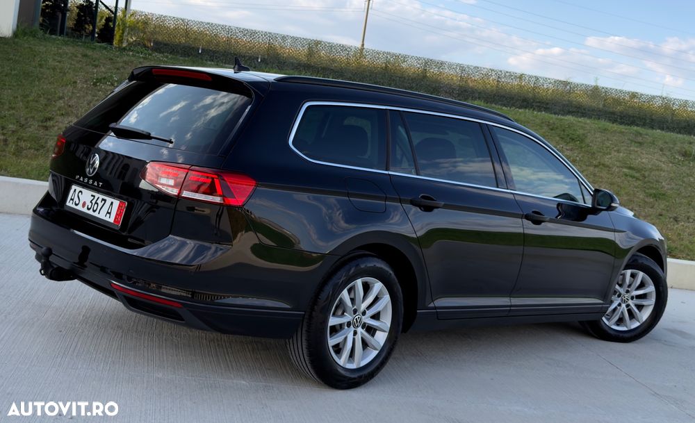 Volkswagen Passat 2.0 TDI SCR DSG Business - 4