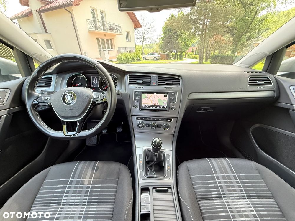 Volkswagen Golf 1.6 TDI BlueMotion Technology Lounge - 20