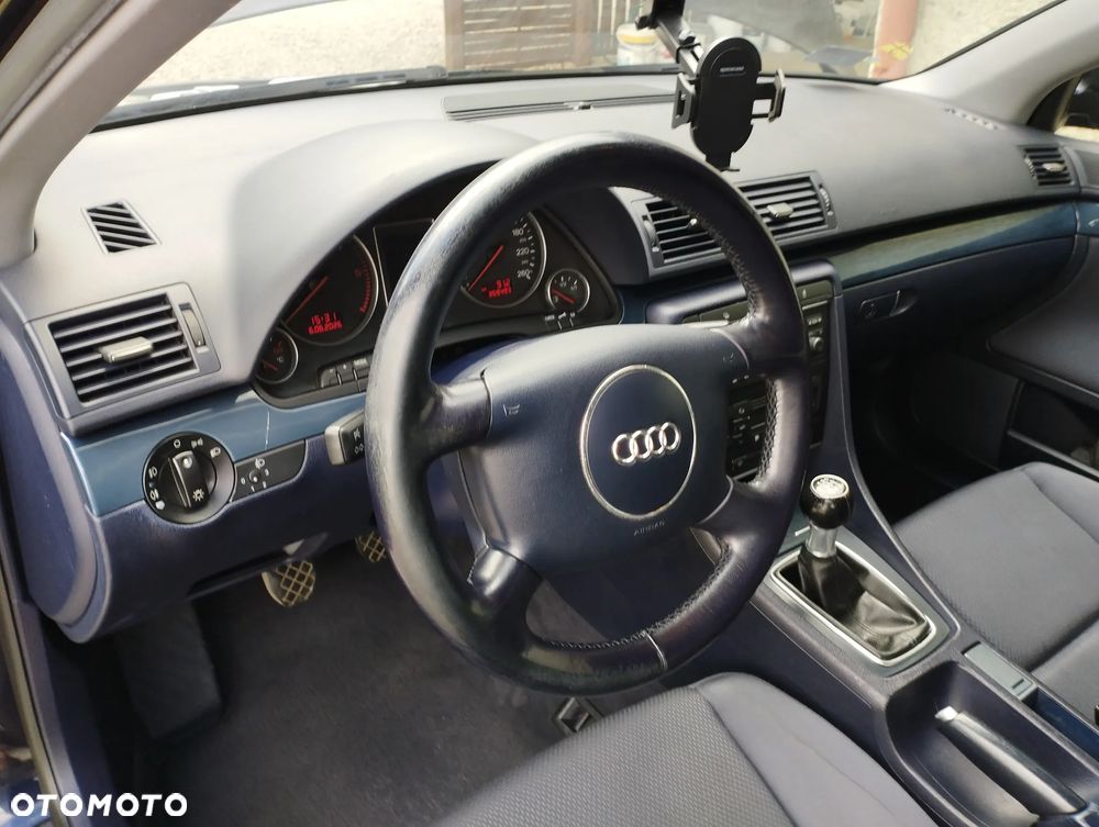 Audi A4 Avant 1.9 TDI - 8