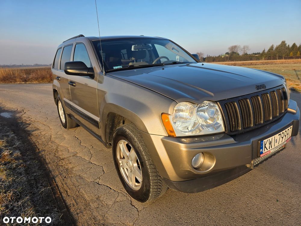 Jeep Grand Cherokee - 25